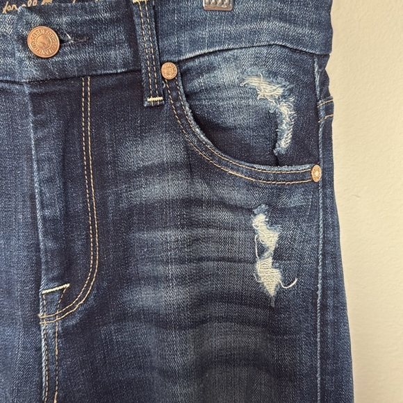 7 for All Mankind High Waist Skinny Jeans Sz 26 EUC Lightly Distressed Med Wash - Picture 10 of 14